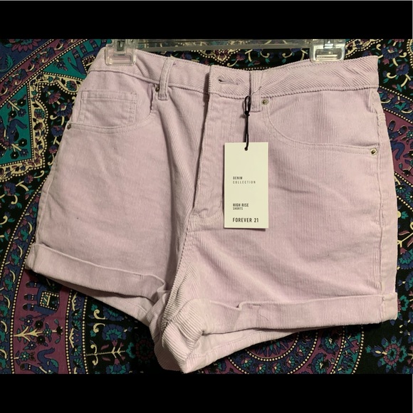 Shorts - Picture 2 of 4